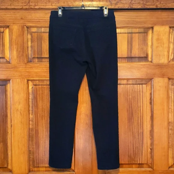 Liz Claiborne Amber Womens Mid Rise Straight Pull-On Pants. - Picture 2 of 5